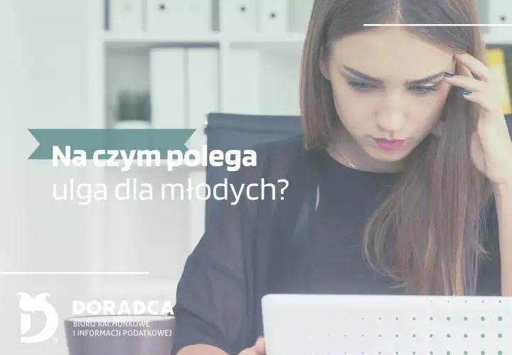 Młoda kobieta zamyślona nad ulgą dla młodych. Biuro rachunkowe Doradca wyjaśnia zawiłości podatkowe.