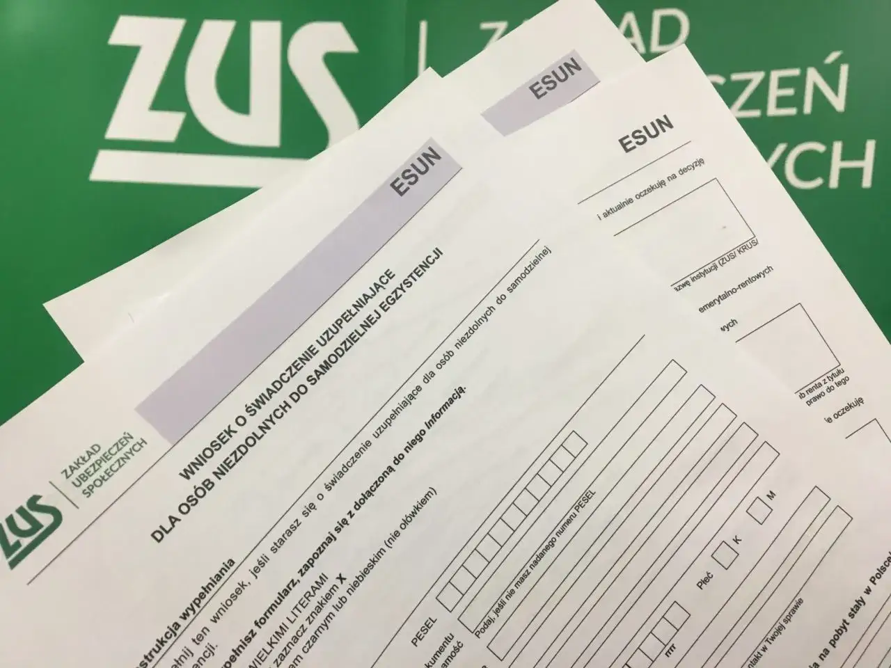 Wniosek o świadczenie wspierające dla osób niezdolnych do samodzielnej egzystencji, dokument ZUS.